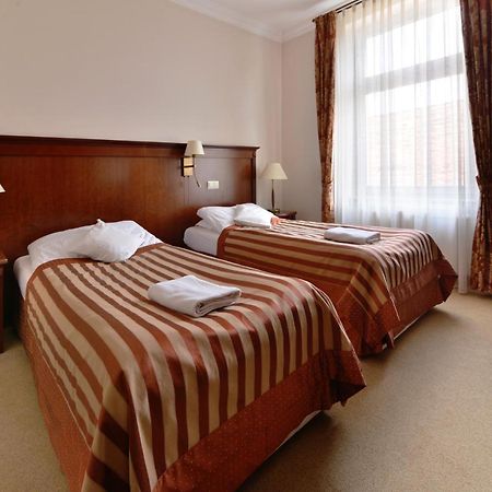 Hotel Ulubiony 코스트신 외부 사진