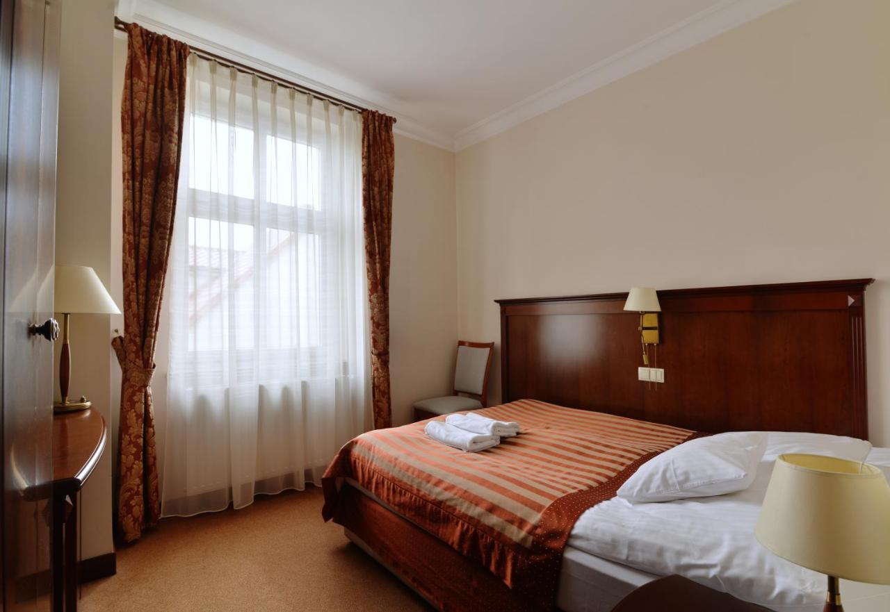Hotel Ulubiony 코스트신 외부 사진