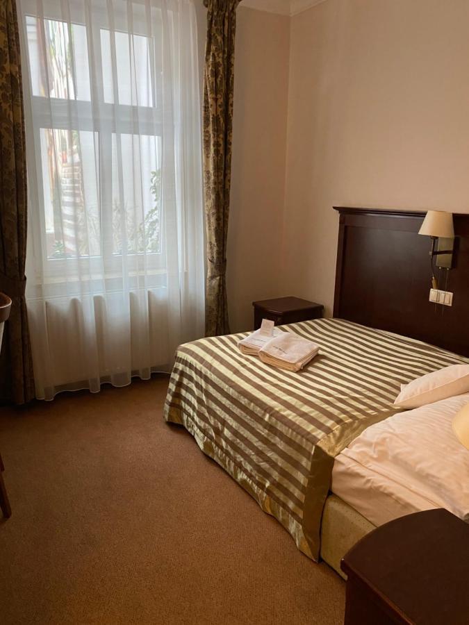Hotel Ulubiony 코스트신 외부 사진